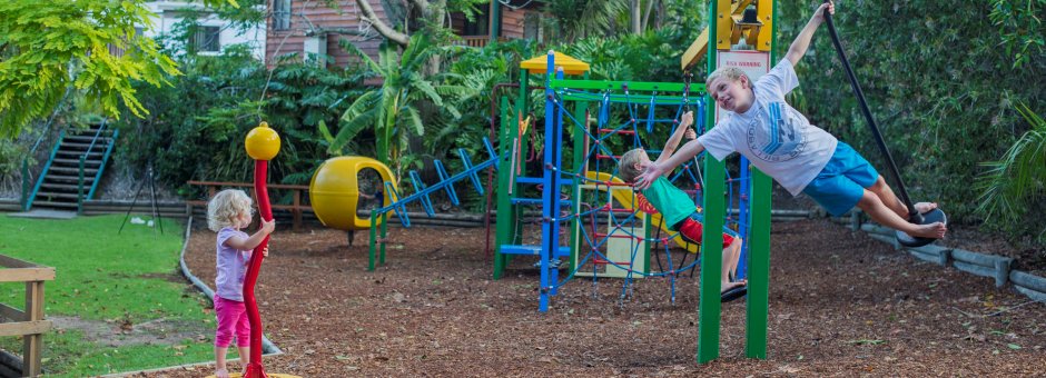 kids_holiday_playground_palms_avocadsc_9877.jpg